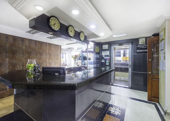 Ayenda 1120 Hotel Comercial