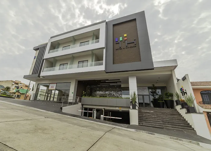 Th Hotel & Vivienda