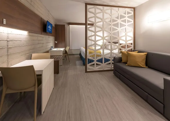 Microtel Inn & Suites By Wyndham Guadalajara Sur