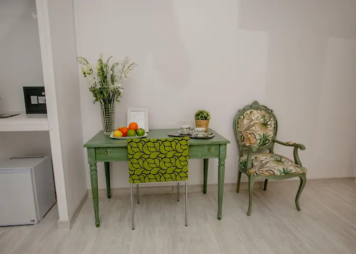 Escala Suites