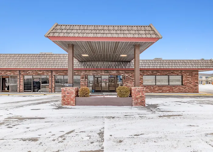 Eleven Boutique Hotel Llc Emporia