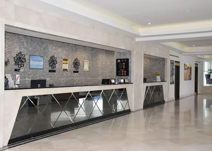 Hotel Izgrev Spa & Aquapark