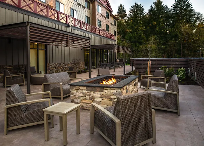 Courtyard By Marriott Olympia