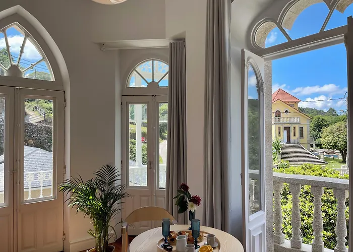 Villa Boutique 1880, Escapada Romántica con Spa Privado Exterior, Privacidad y Servicio Personalizado