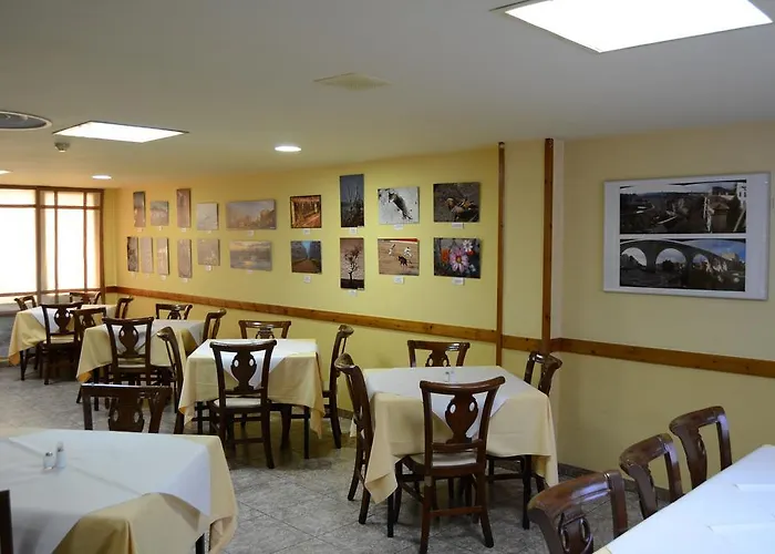 Hotel Rausan
