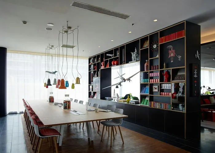 Hotel citizenM Paris Charles de Gaulle Airport à Le Mesnil-Amelot