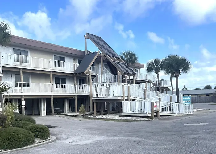 Soundside Holiday Beach Resort
