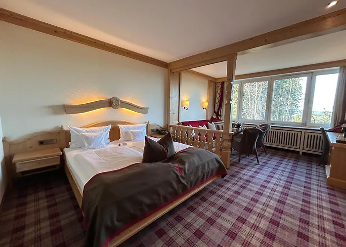 Schwarzwald Wellnesshotel Saigerhoeh I Spa Golf & Wandern Ueber Dem Titisee