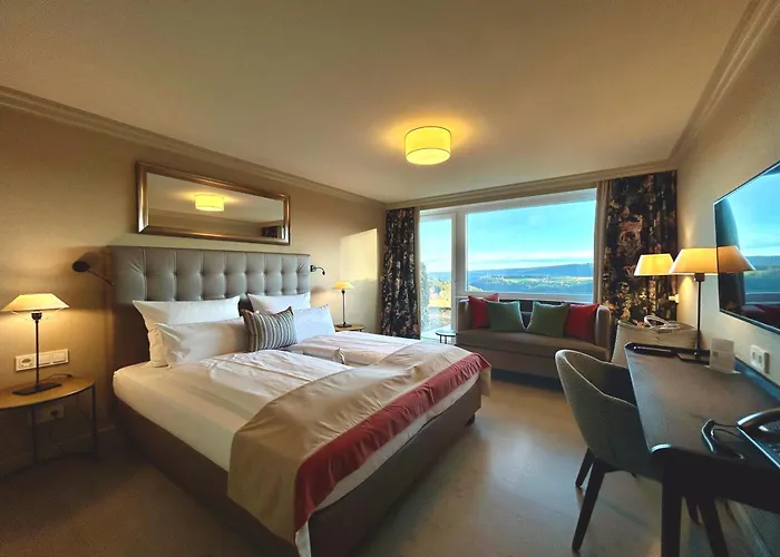 Schwarzwald Wellnesshotel Saigerhoeh I Spa Golf & Wandern Ueber Dem Titisee
