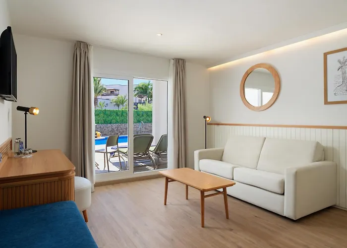 Boutique Hotel H10 White Suites - Adults Only Playa Blanca 