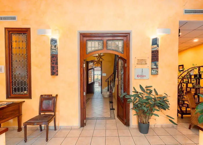 L'Agora Hotel