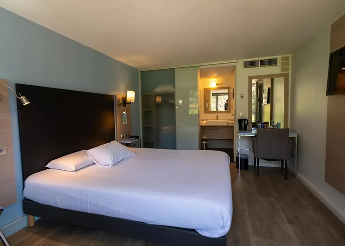 Kyriad Lyon Sud Sainte Foy