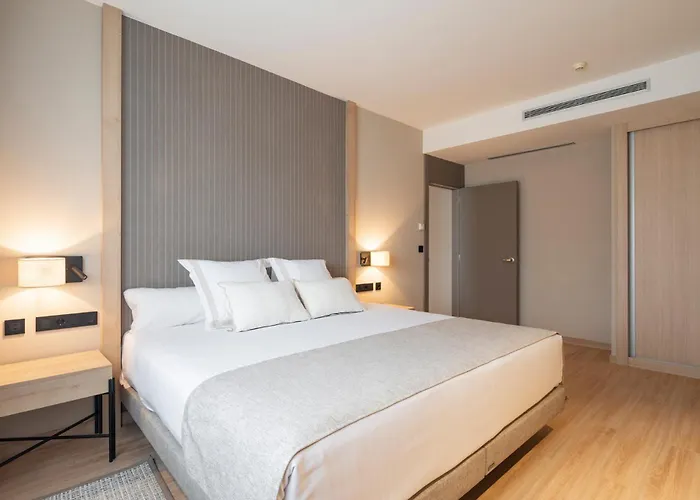 Aparthotel Attica21 As Galeras Bastiagueiro