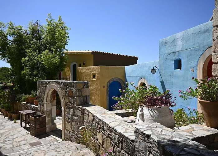 Arolithos Traditional Village Hotel Tílisos