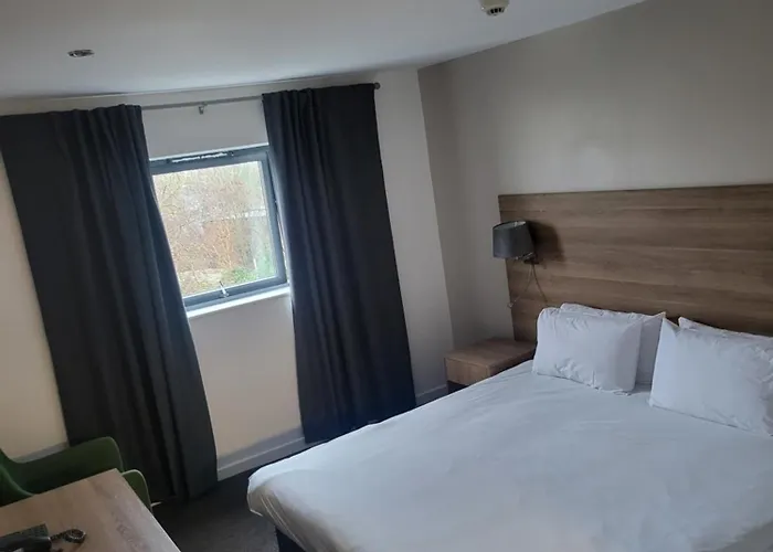 Redwings Lodge Birmingham