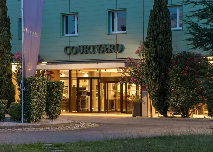 Courtyard By Marriott Toulouse Airport