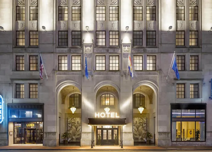 Hilton / St. Charles Avenue