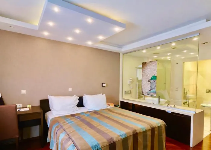 City Boutique Hotel