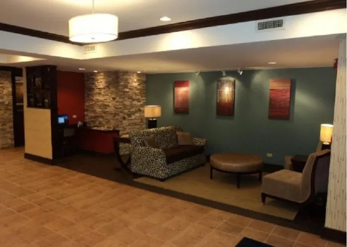 Holiday Inn Express Hotel & Suites Chicago-Algonquin By Ihg