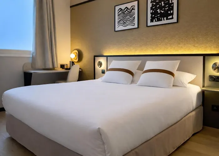 Brit Hotel Saint-Meen-Le-Grand En Broceliande