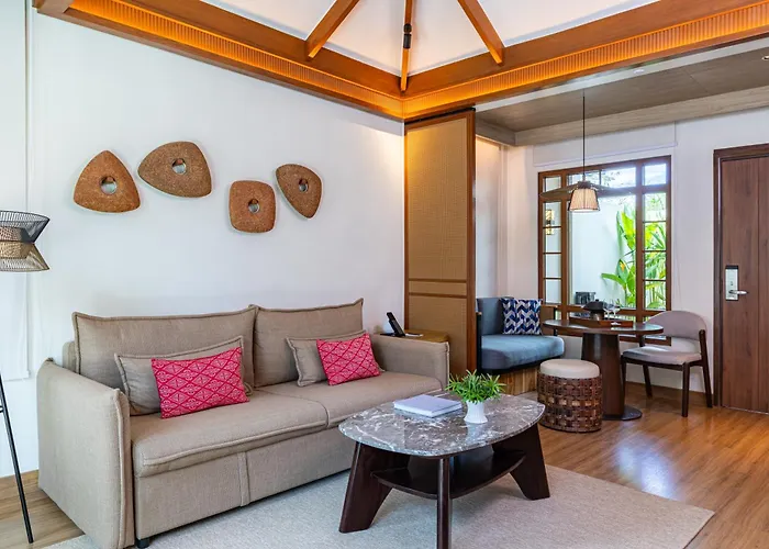 Crimson Resort And Spa - Mactan Island, Cebu