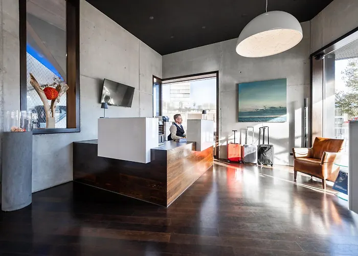 Hotel Apart - Welcoming L Urban Feel L Design