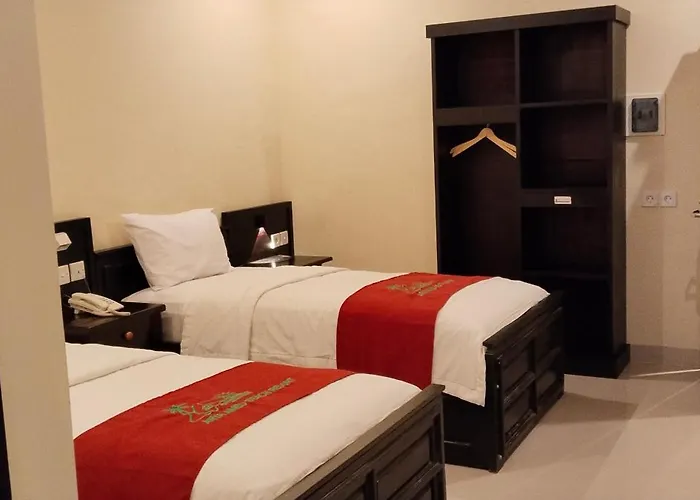 Arya Amed Beach Resort And Dive Center