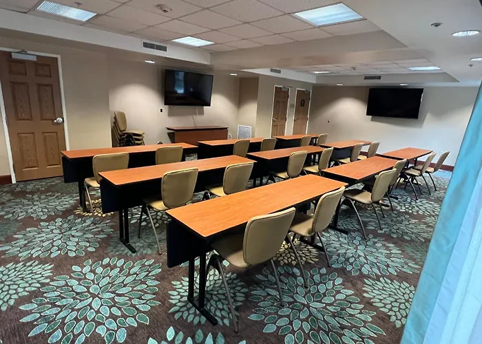 Staybridge Suites By Ihg