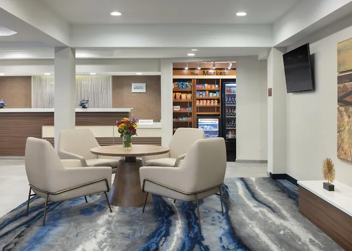 Fairfield Inn & Suites Jacksonville Airport