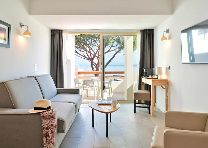 Hotel La Roya