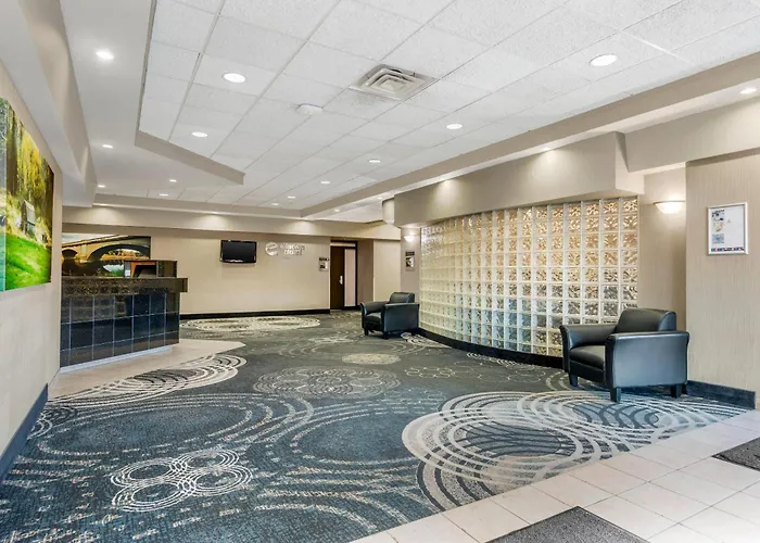 Clarion & Suites