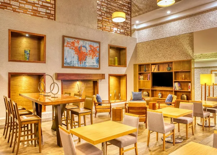 Marriott Puebla Hotel Meson Del Angel