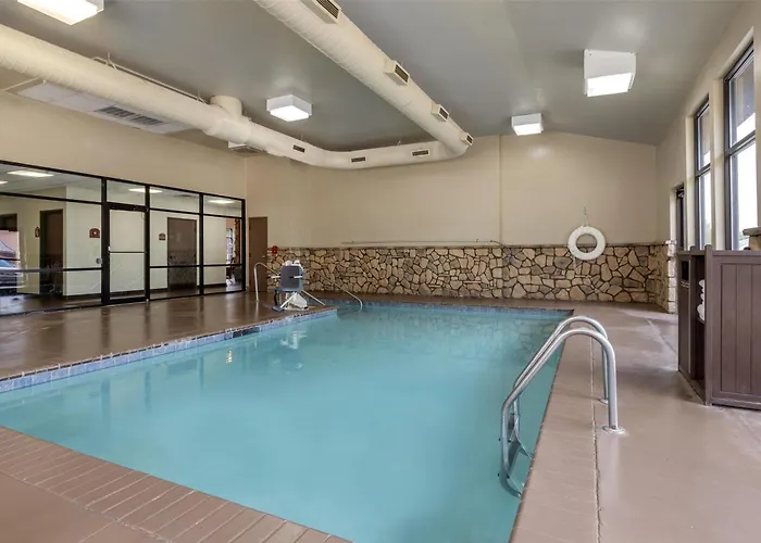 Best Western Plus Cimarron Hotel & Suites