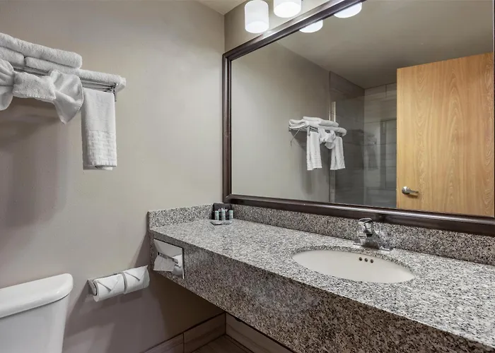 Best Western Sawtooth Inn And Suites