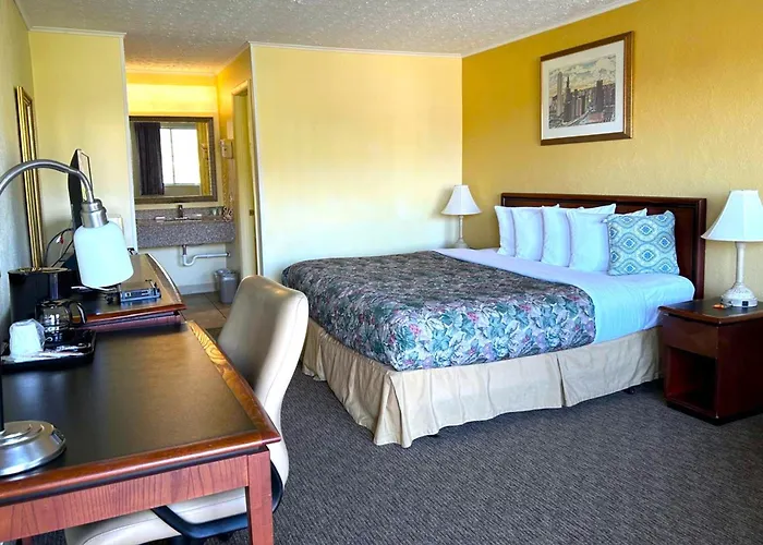 Lake Logan Inn