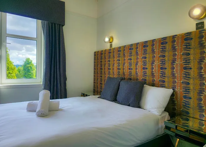 Lovat Hotel