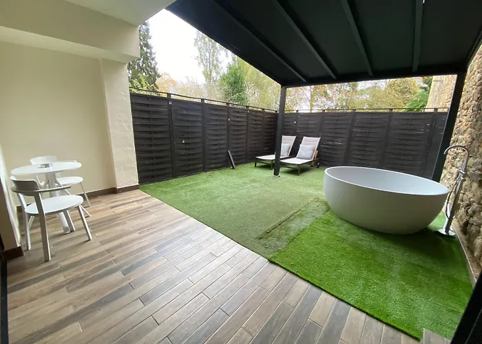 Suite 1907 Aviles