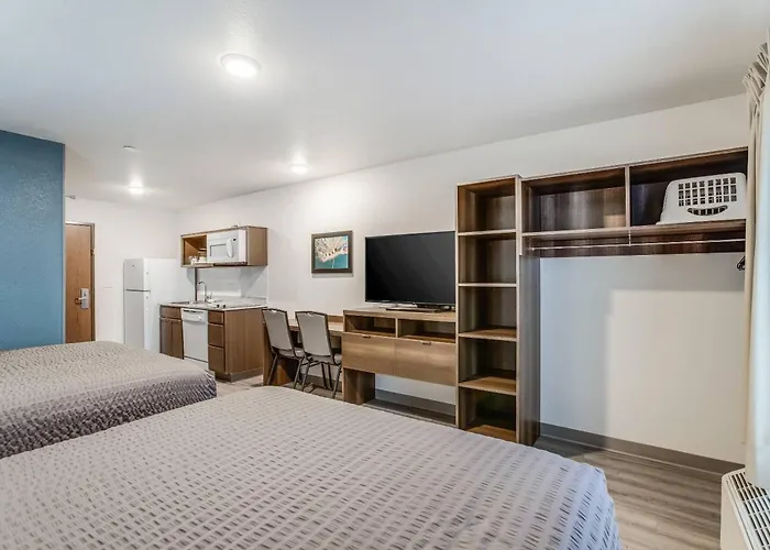 Woodspring Suites Novi Farmington