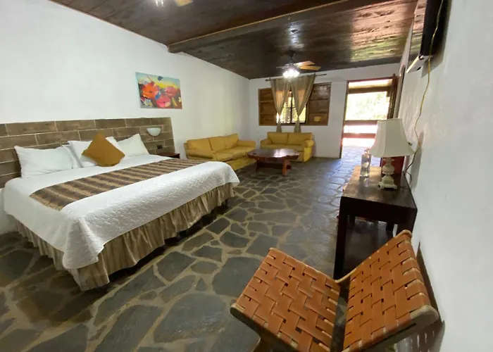 Hotel Y Restaurante Alicante De Montana, El Salvador