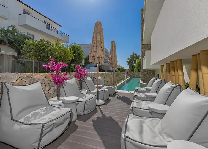 Cabana White Boutique & Suites