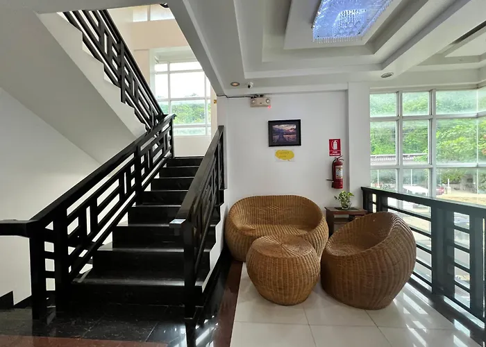 Citrine Tourist Inn