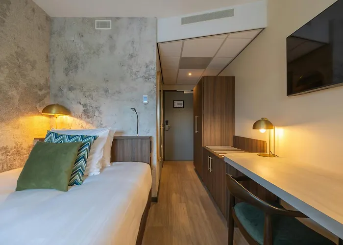 Leonardo Hotel Breda City Center
