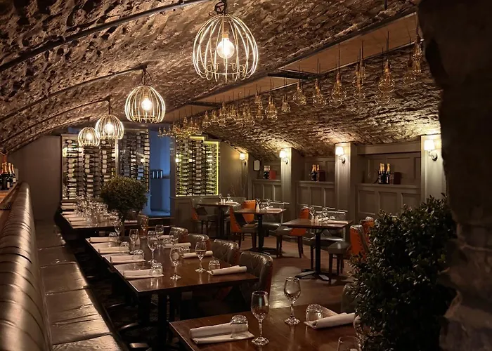 The Bear, Cowbridge