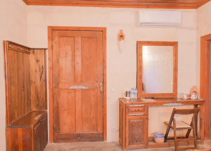Kismet Cave House
