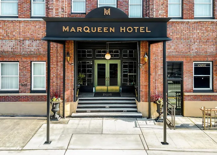 Marqueen - Newly Renovated
