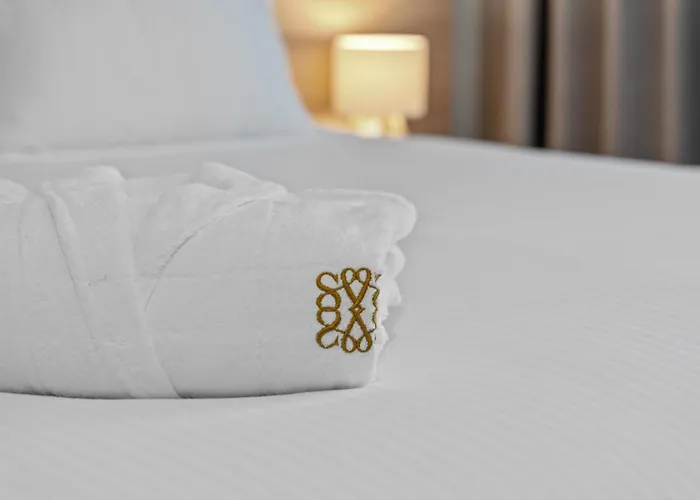 Silkari Mirage At Newport Hotel