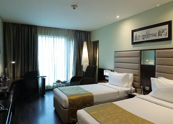 Vivanta Hyderabad, Begumpet