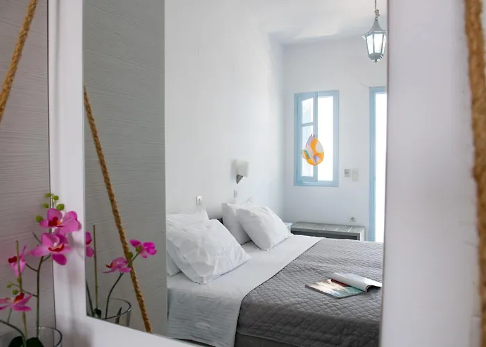 Blu Rooms Santorini
