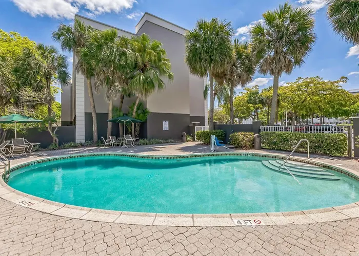 La Quinta By Wyndham Miami Lakes