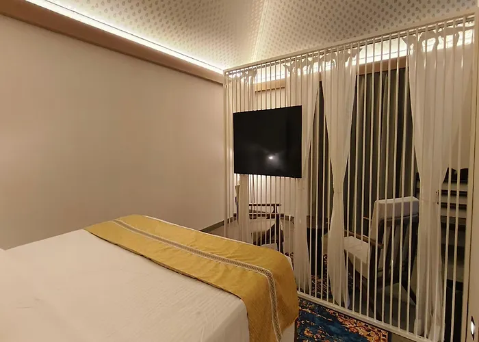 Fort Jadhavgadh -A Gadh Heritage Hotel Sasvad